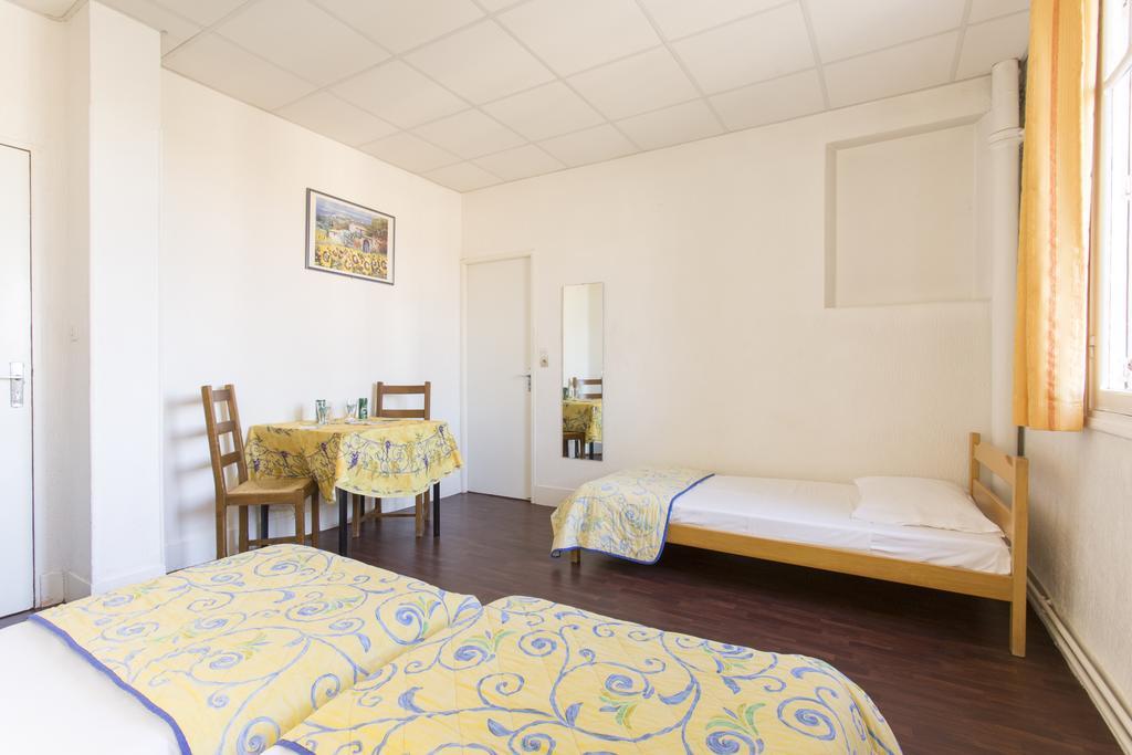 Village Vacances Le Lion De Mer Сен-Рафаэль Экстерьер фото