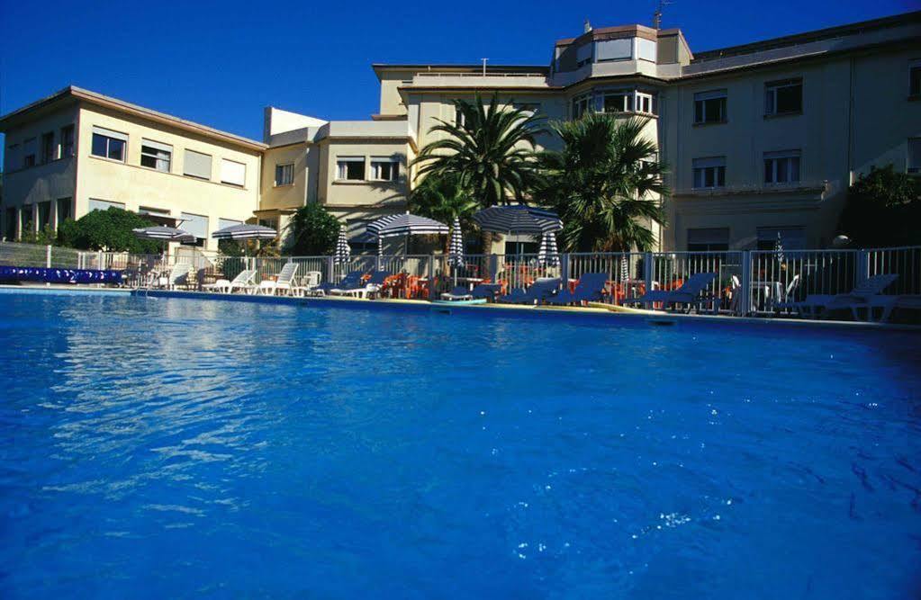 Village Vacances Le Lion De Mer Сен-Рафаэль Экстерьер фото