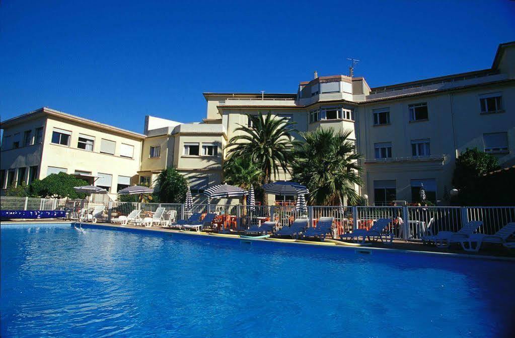 Village Vacances Le Lion De Mer Сен-Рафаэль Экстерьер фото